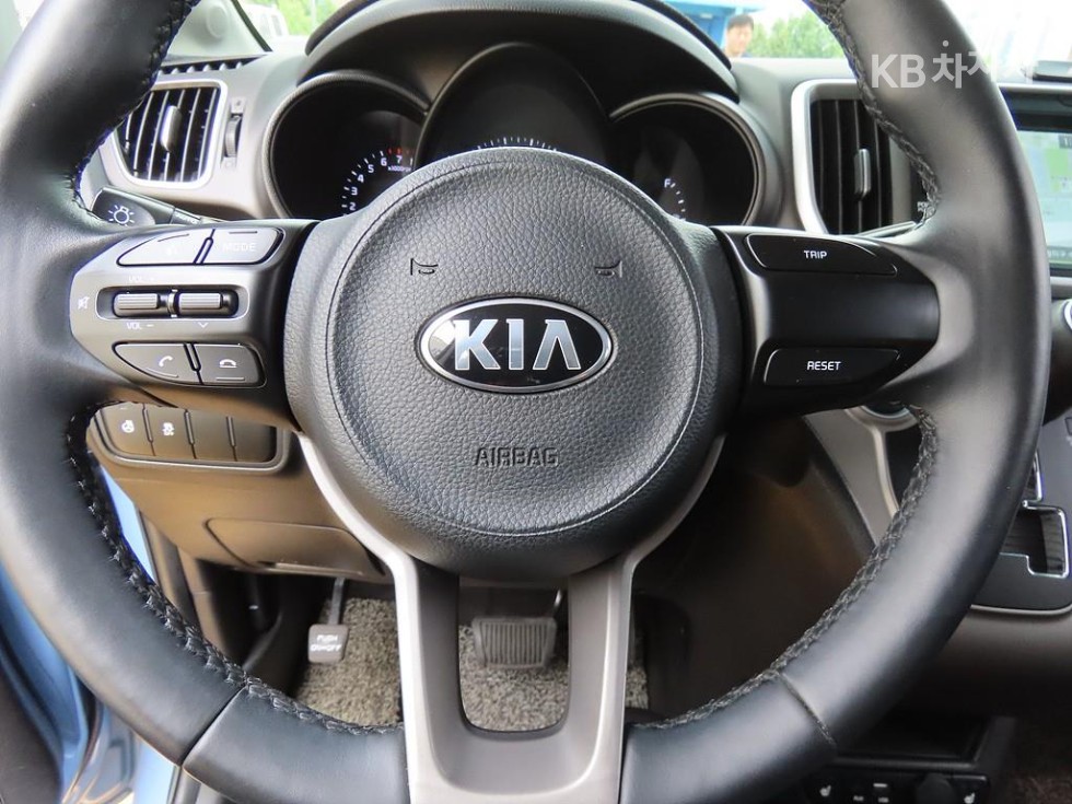 2019 - kia ray