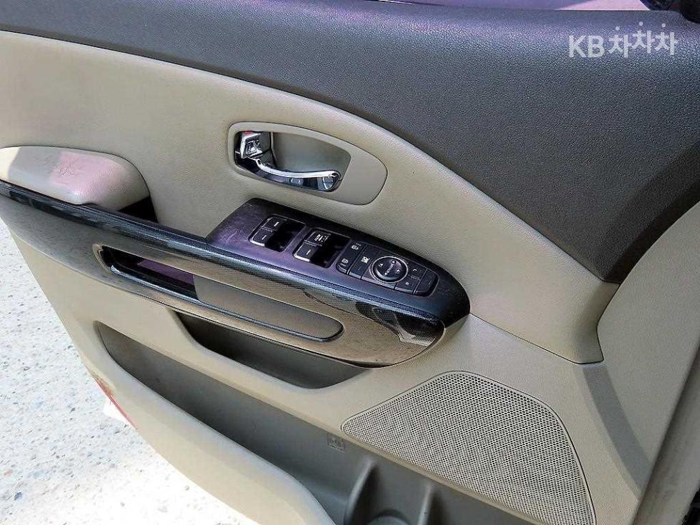 2017 - kia carnival