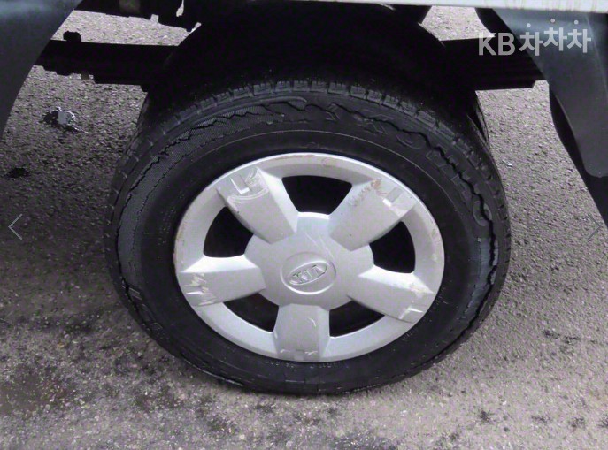 2011 - kia bongo iii