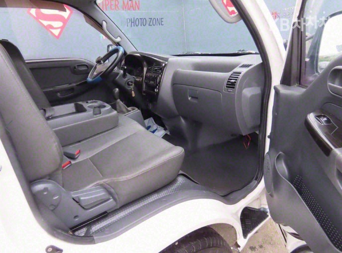 2011 - kia bongo iii