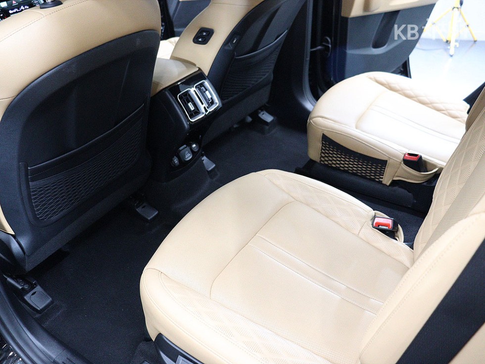 2022 - kia sorento