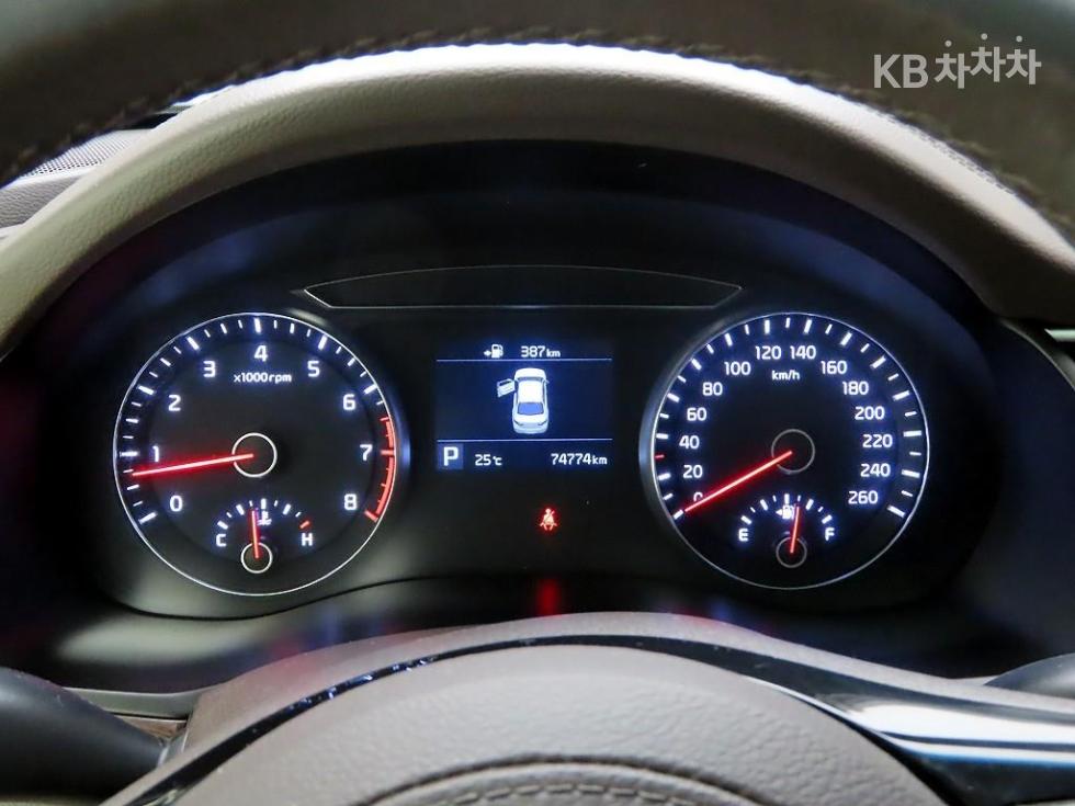 2018 - kia k7