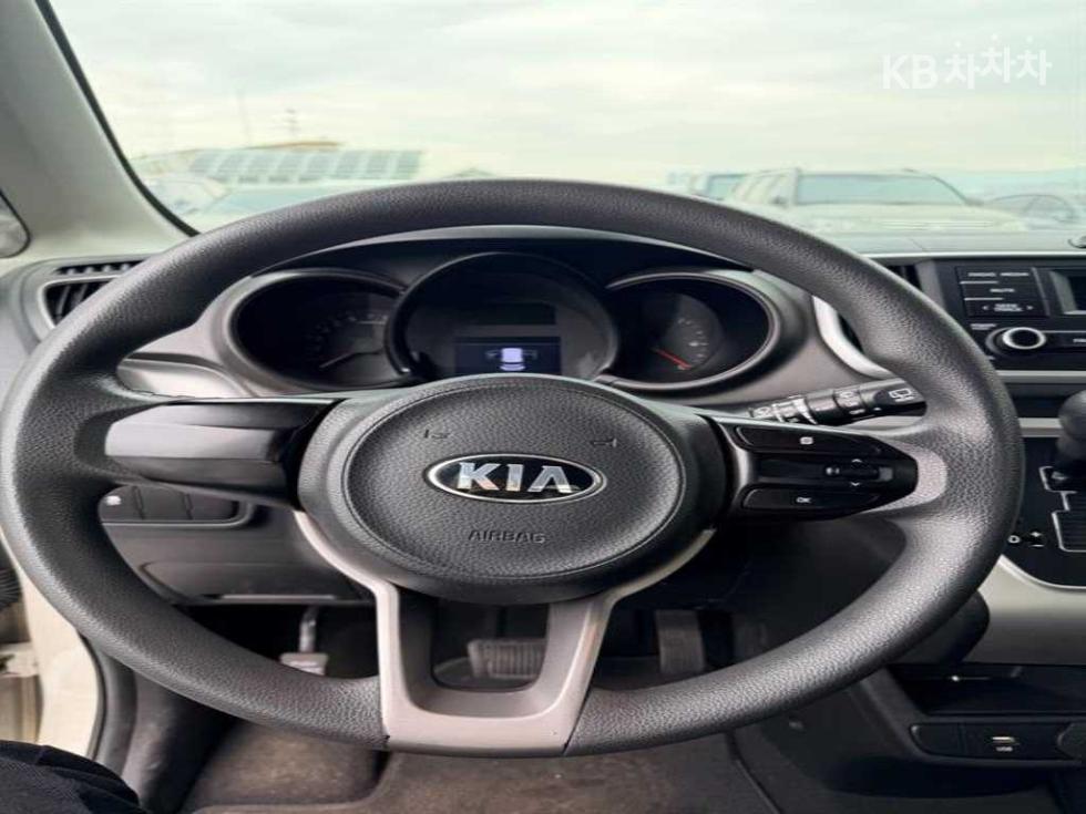 2021 - kia ray
