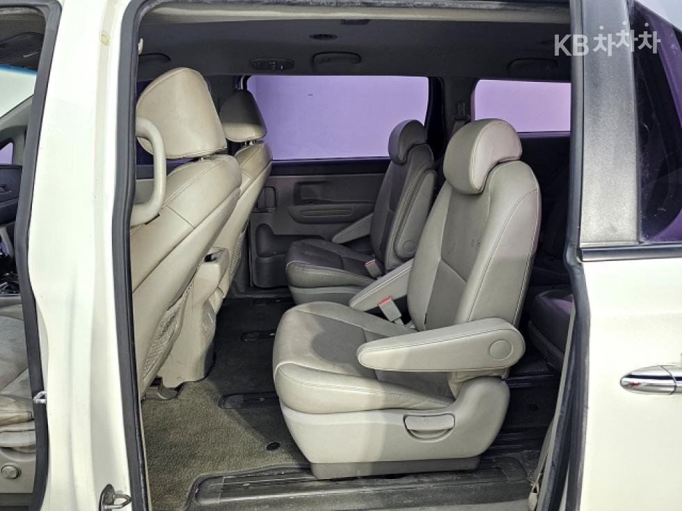 2016 - kia carnival