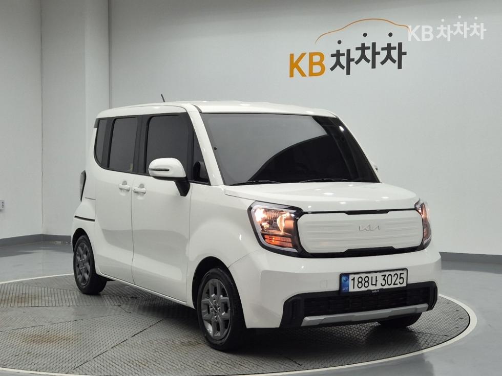 2023 - kia kia