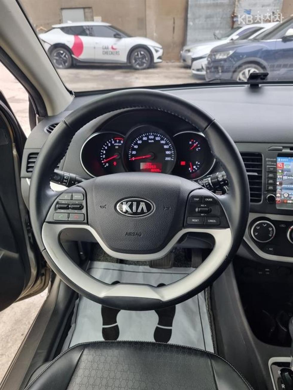 2016 - kia morning