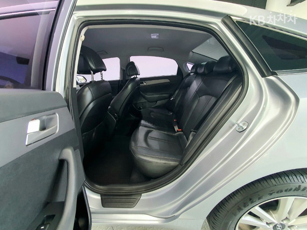 Hyundai Sonata — miniaturë 13