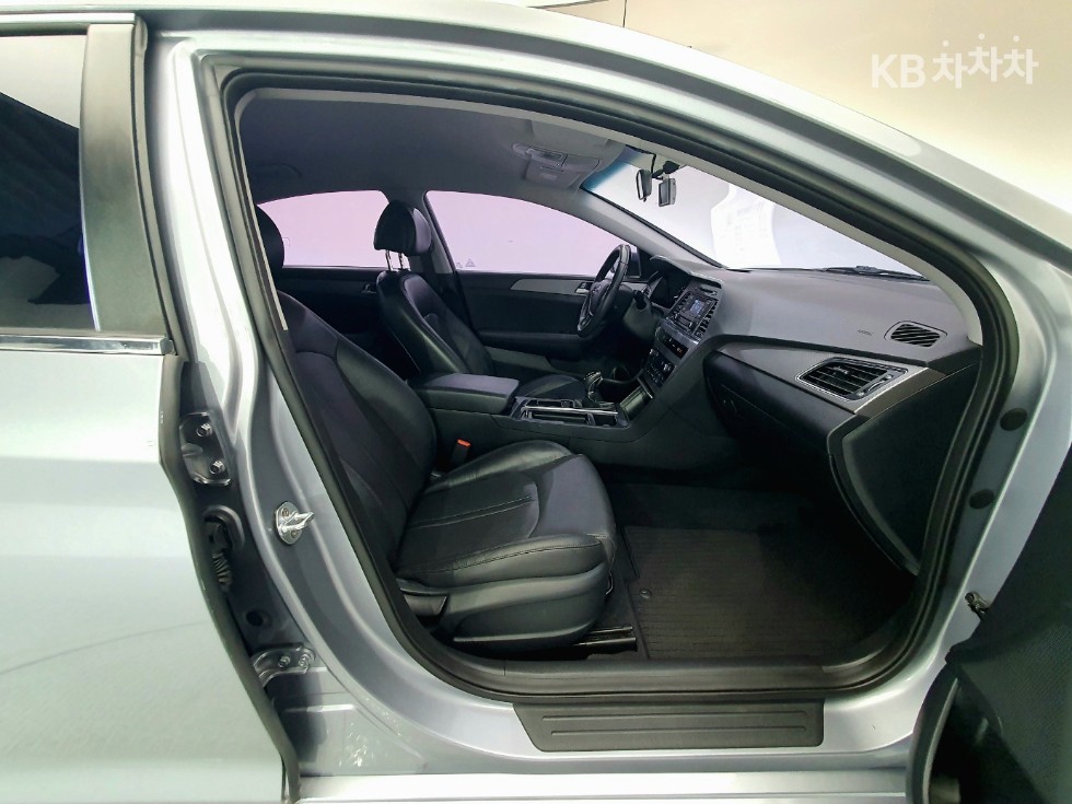 Hyundai Sonata — miniaturë 21