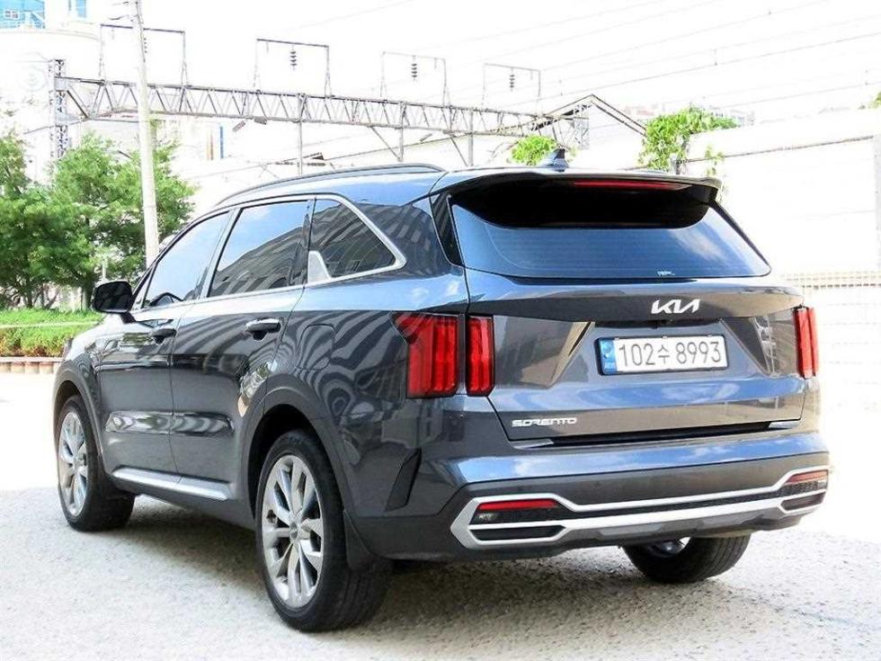 2023 - kia sorento