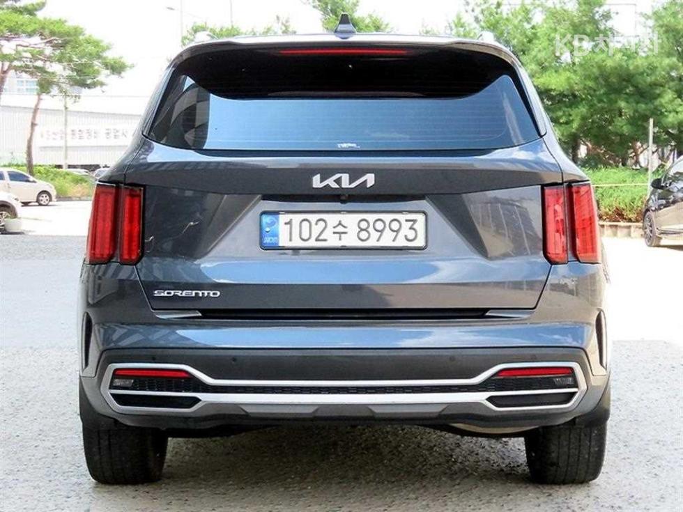 2023 - kia sorento