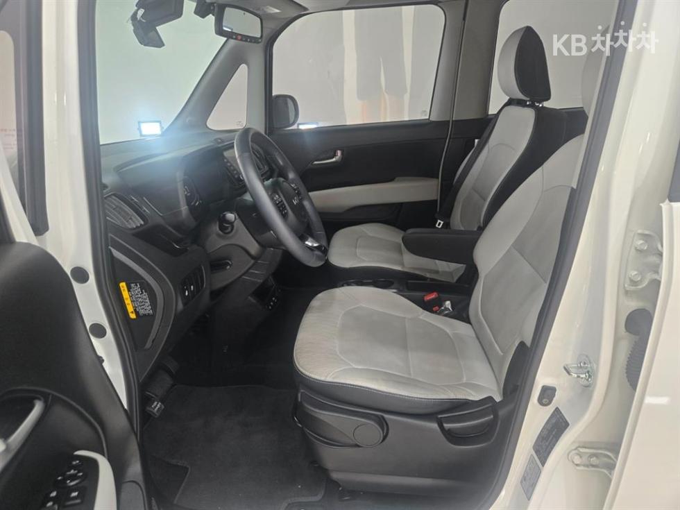 2024 - kia kia