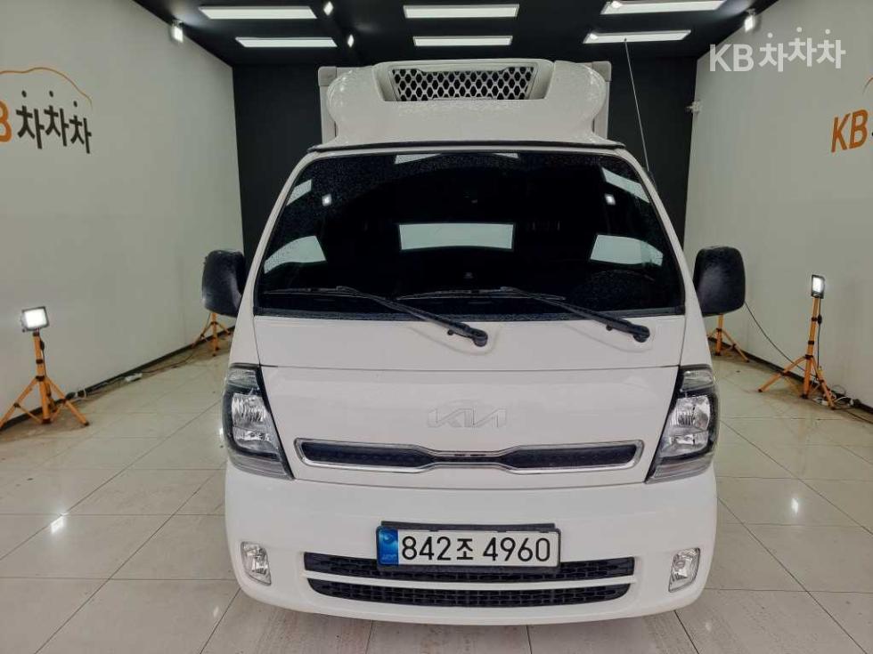 2023 - kia bongo iii
