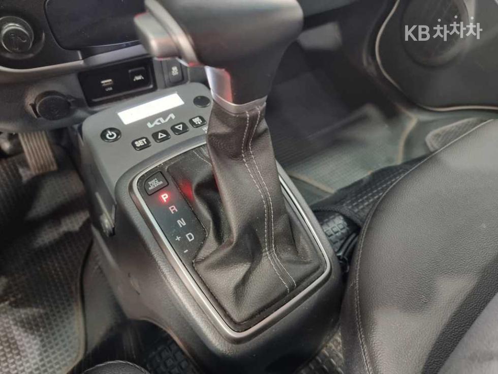 2023 - kia bongo iii