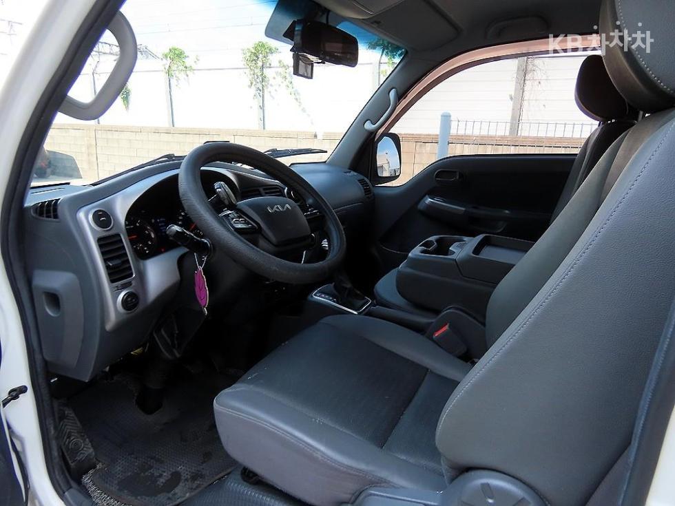 2023 - kia bongo iii