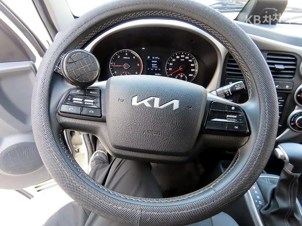 2023 - kia bongo iii