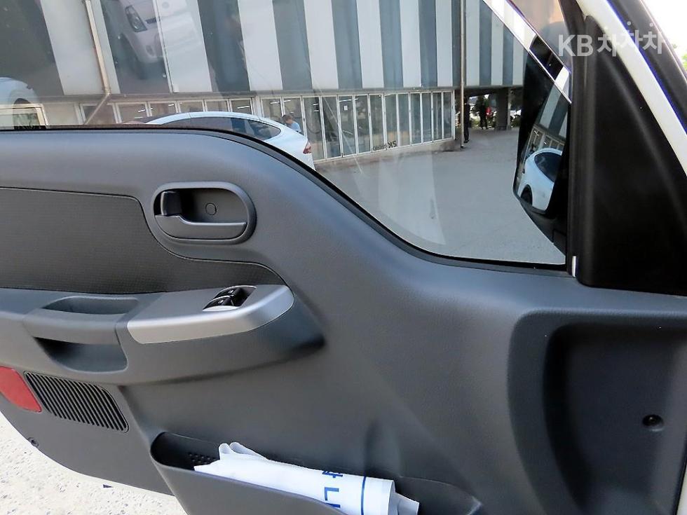 2023 - kia bongo iii