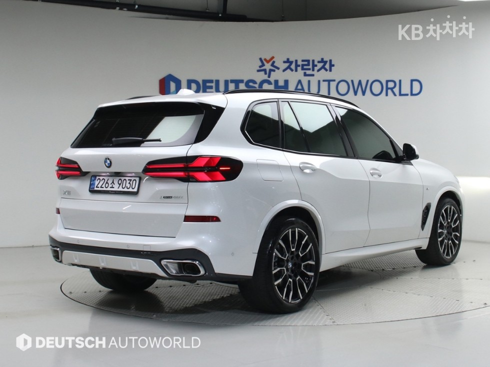 BMW X5 — miniaturë 2