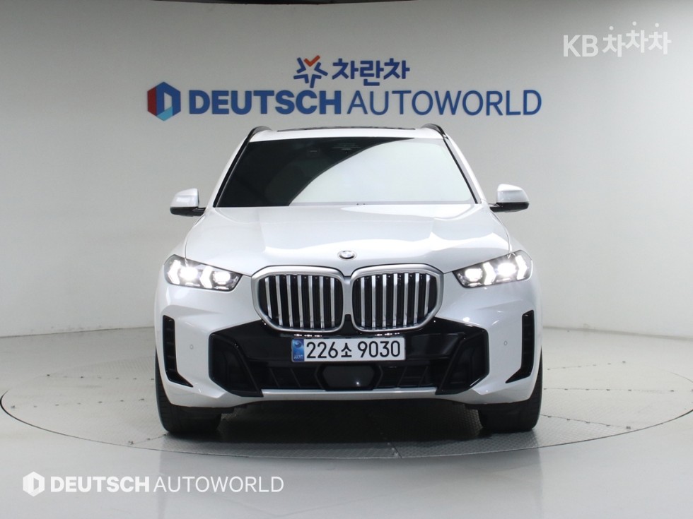 BMW X5 — miniaturë 3