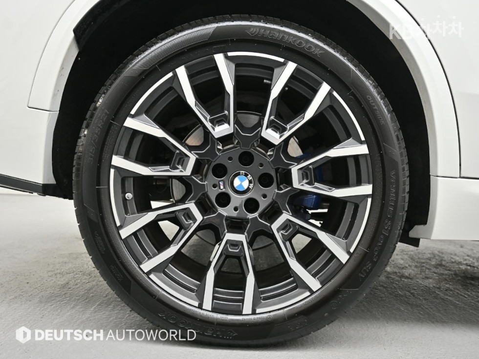BMW X5 — miniaturë 5