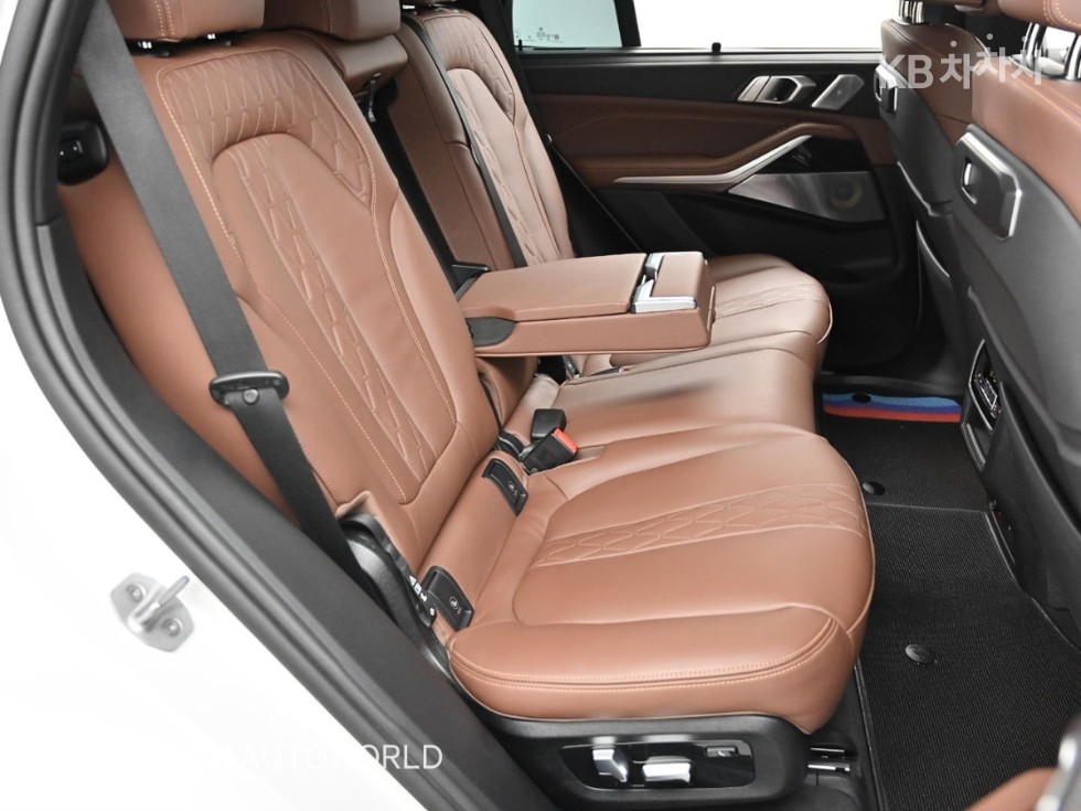 BMW X5 — miniaturë 12