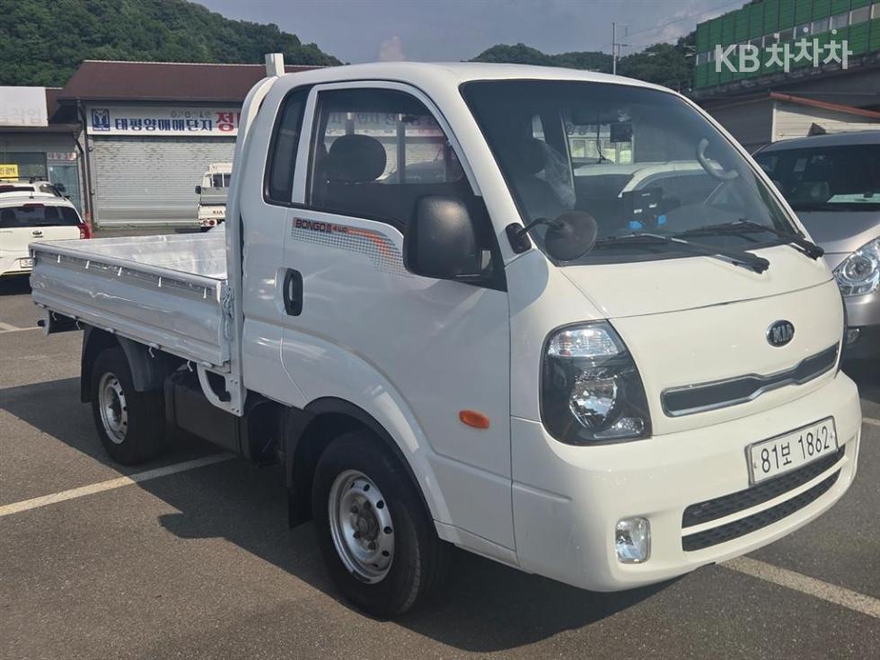 2013 - kia bongo iii
