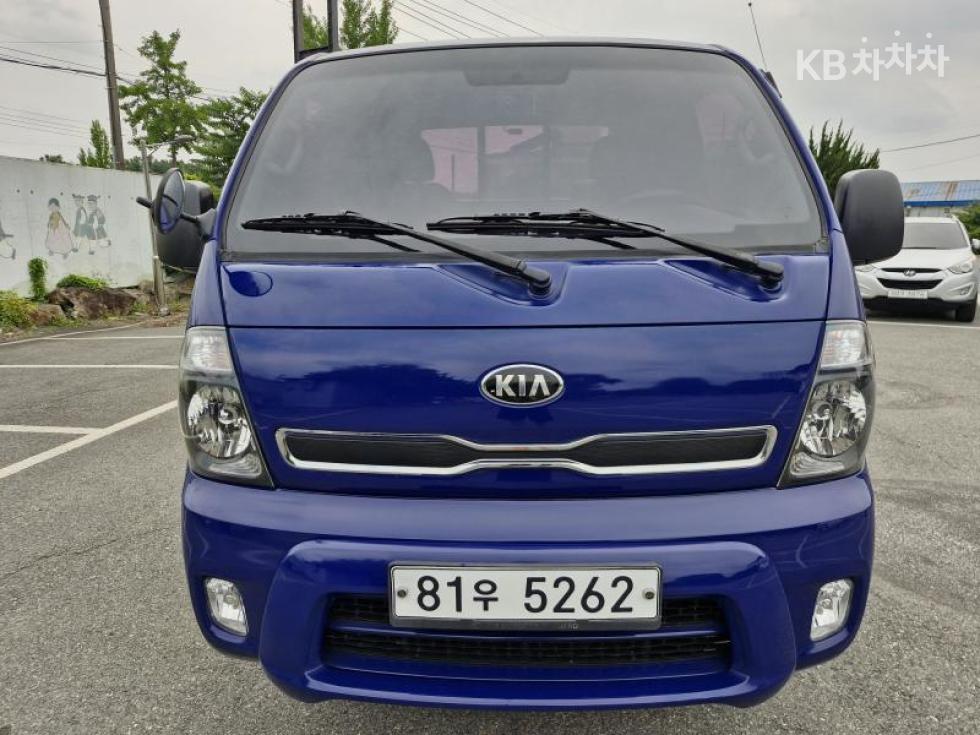 2013 - kia bongo iii