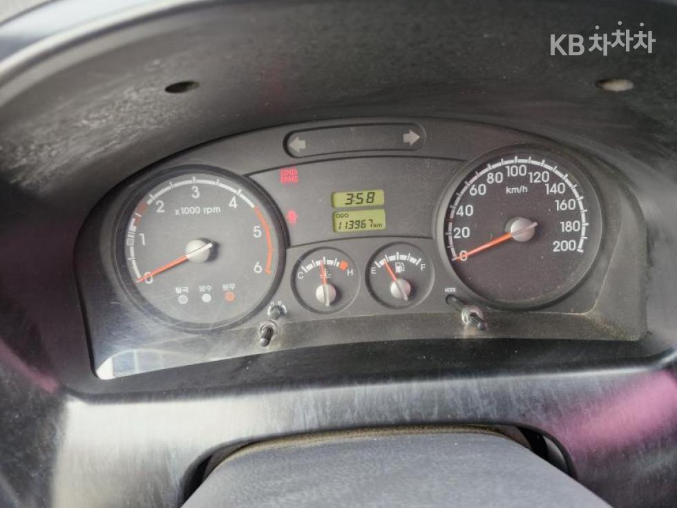 2013 - kia bongo iii