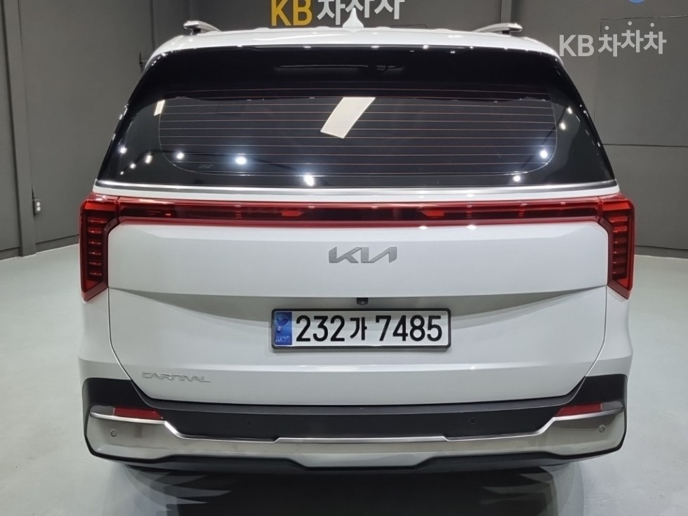 2024 - kia carnival