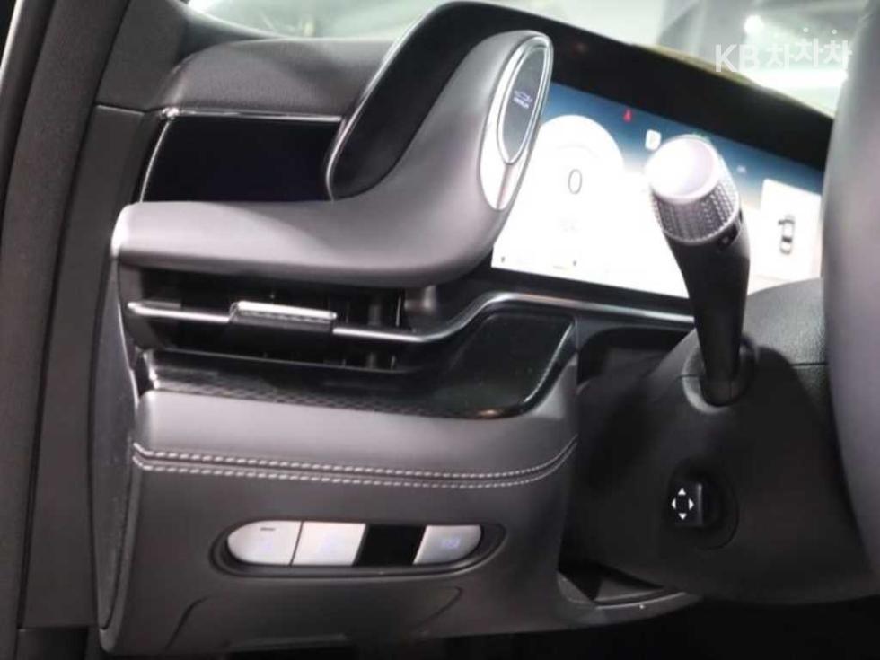 2022 Genesis G90(RS4) photo