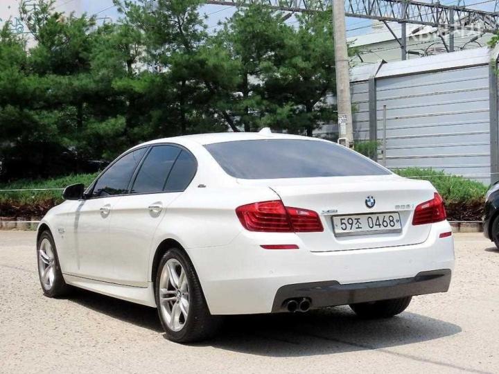 BMW 5 Series New 528i xDrive M Aero Dynamic F10 4