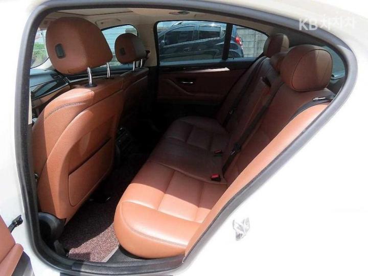 BMW 5 Series New 528i xDrive M Aero Dynamic F10 7