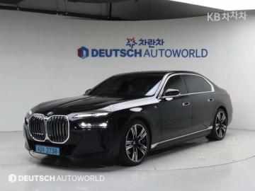 BMW i7 xDrive 60 — foto 1