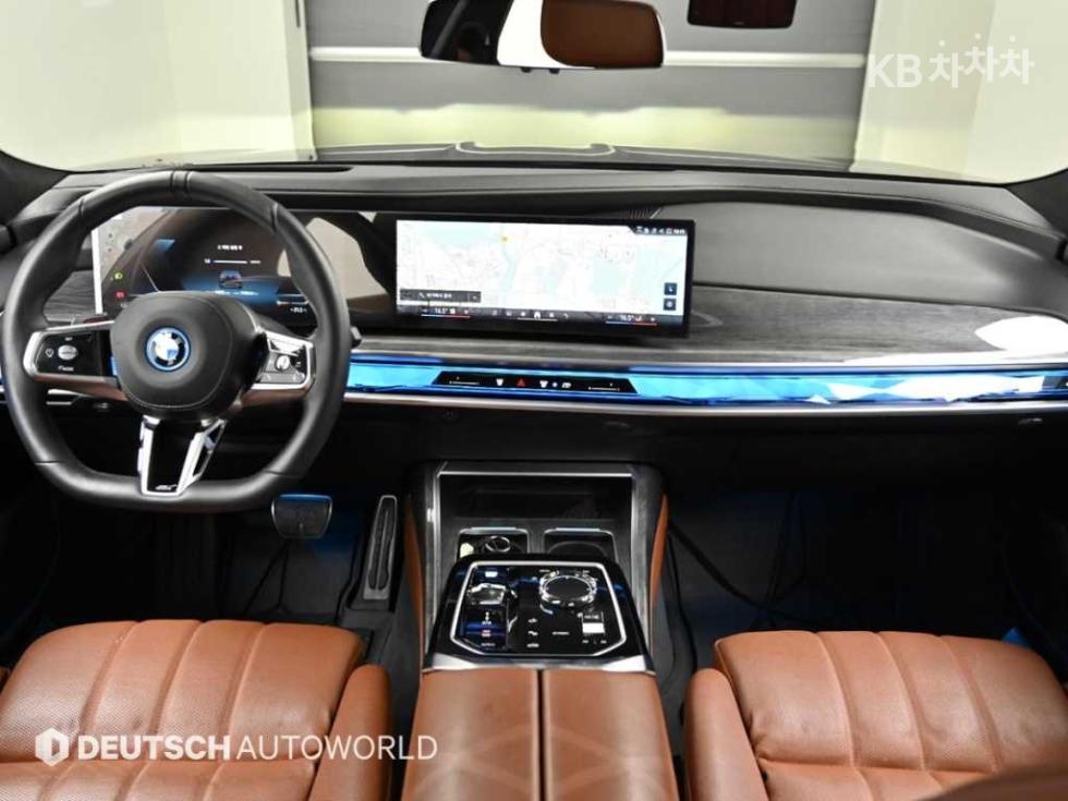 BMW i7 — miniaturë 7