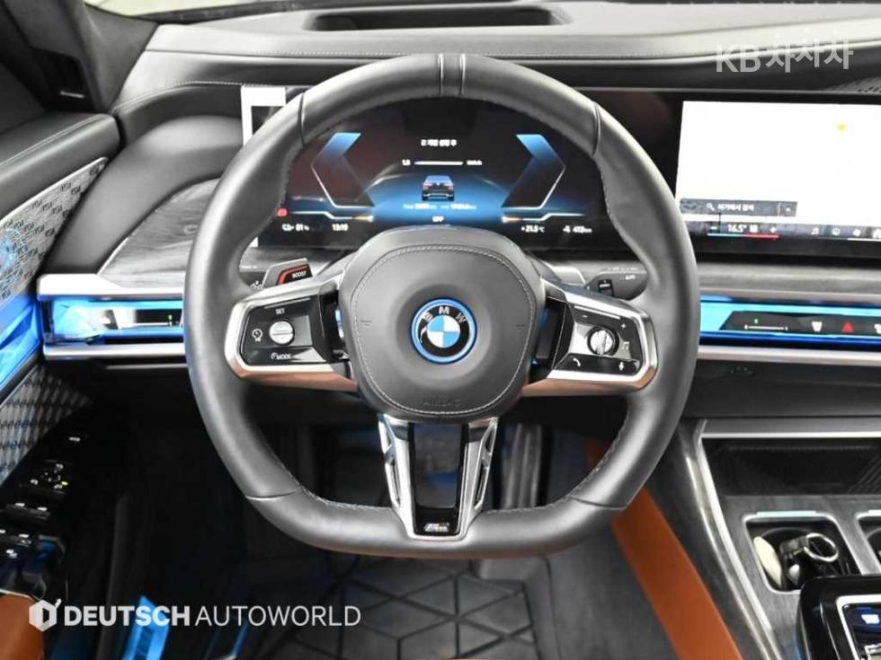 BMW i7 — miniaturë 13