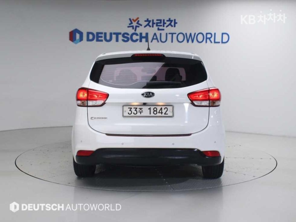 2016 - kia carens
