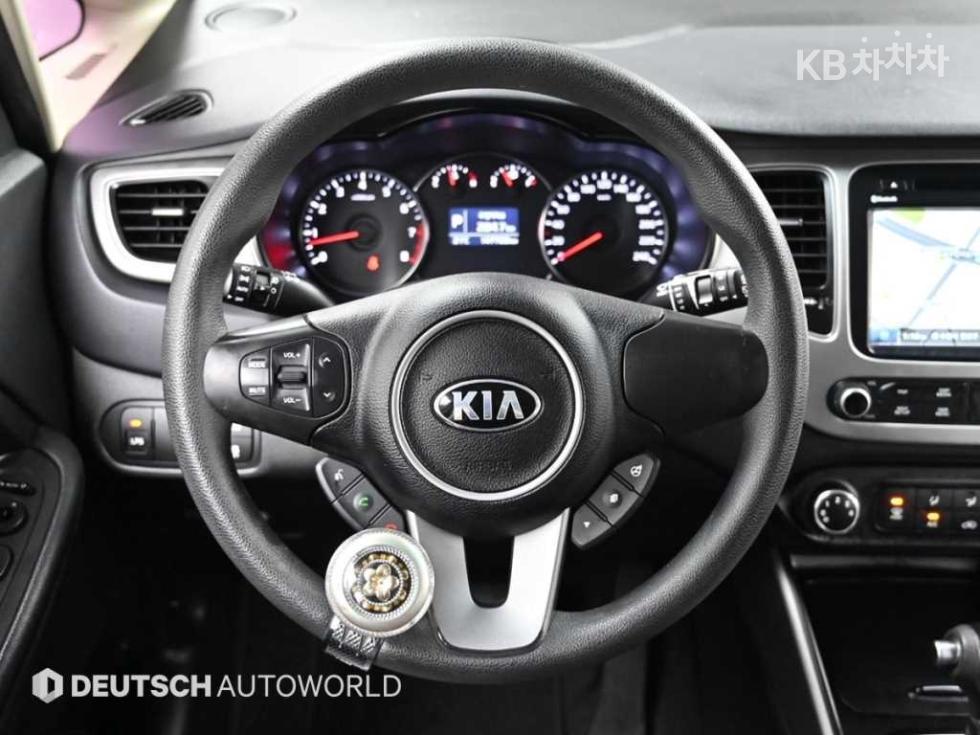2016 - kia carens