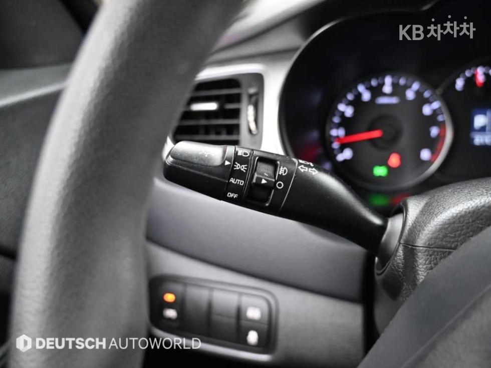 2016 - kia carens