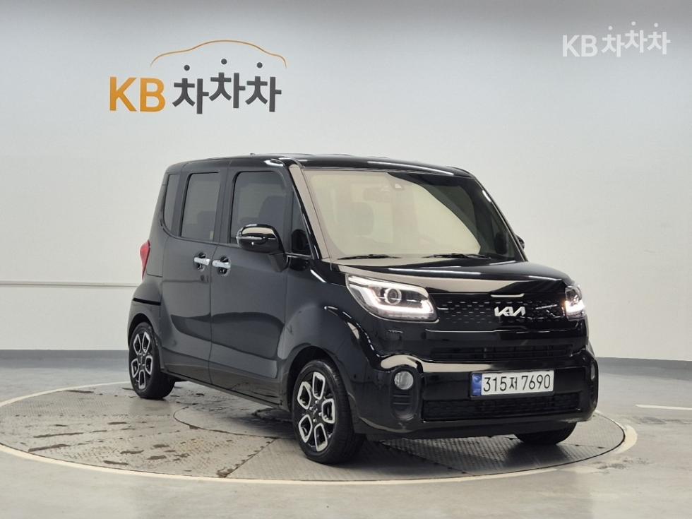 2022 - kia ray