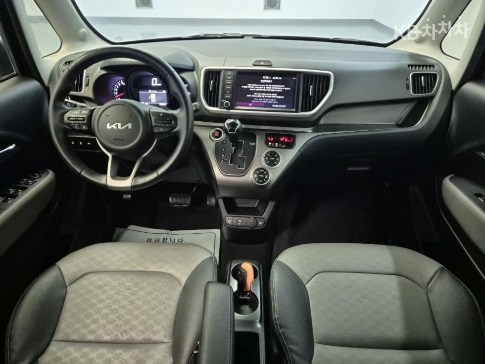 2022 - kia ray