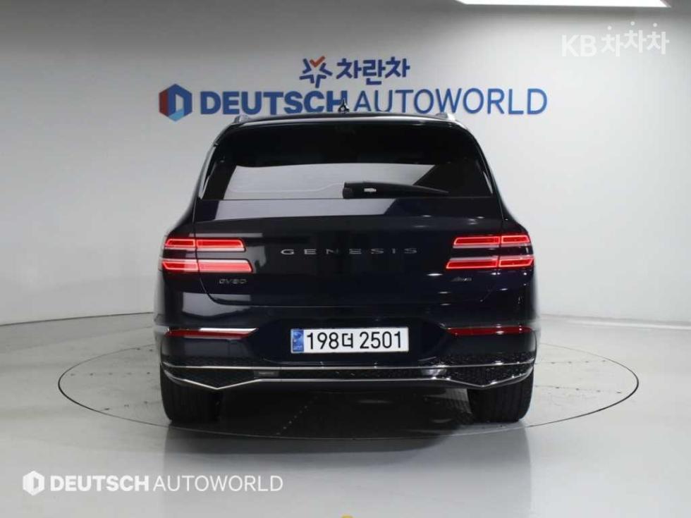 2024 Genesis GV80 photo