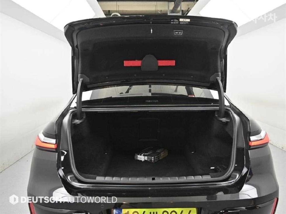 BMW 7er — miniaturë 19
