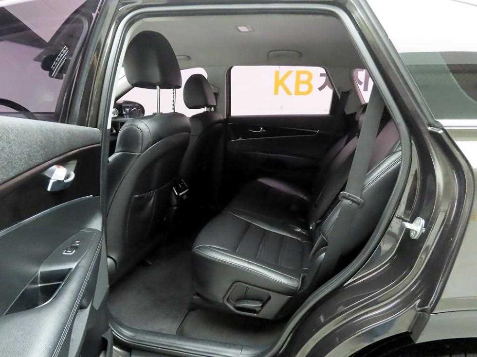 2019 - kia sorento