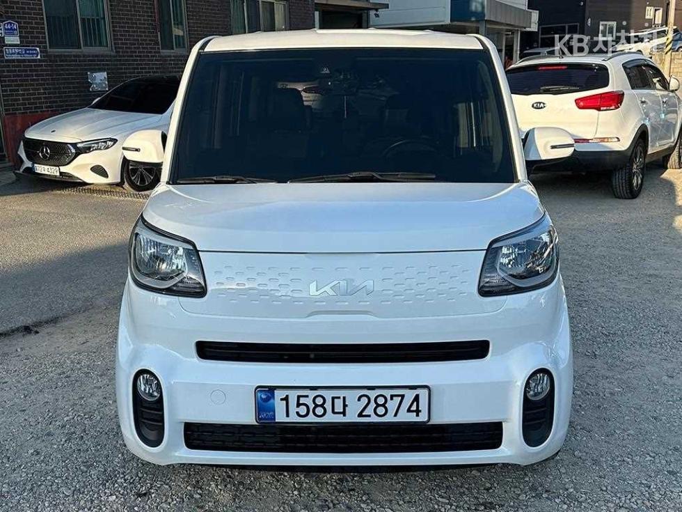 2022 - kia ray