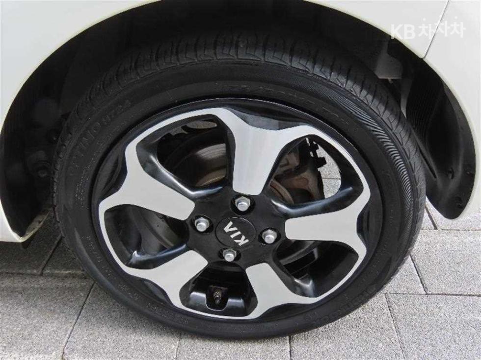 2017 - kia ray