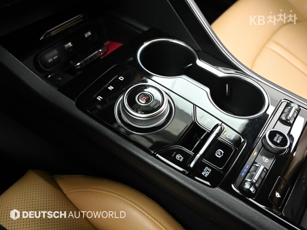 2020 - kia k5