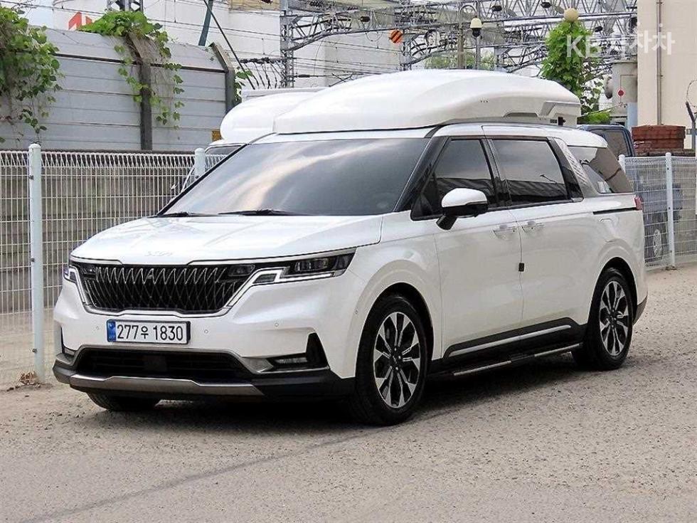 2023 - kia carnival