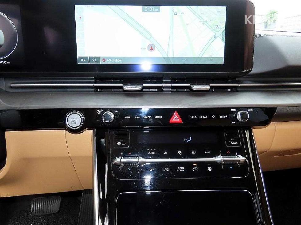 2023 - kia carnival