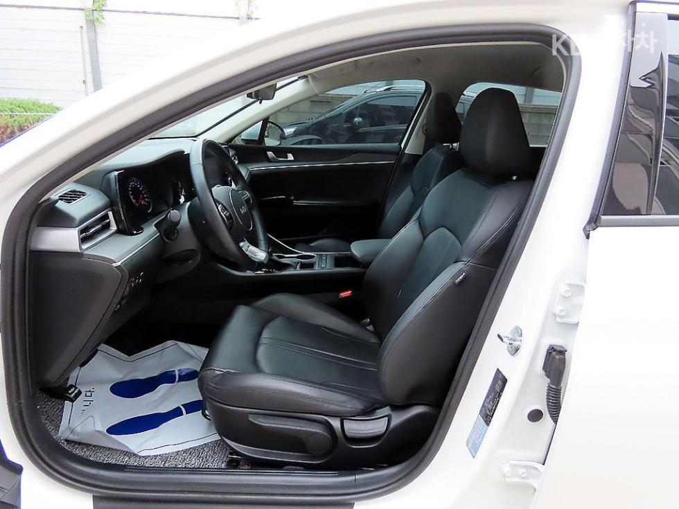 2023 - kia k5