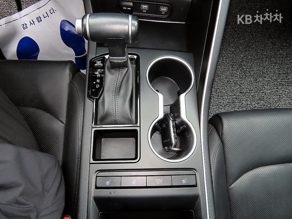 2023 - kia k5