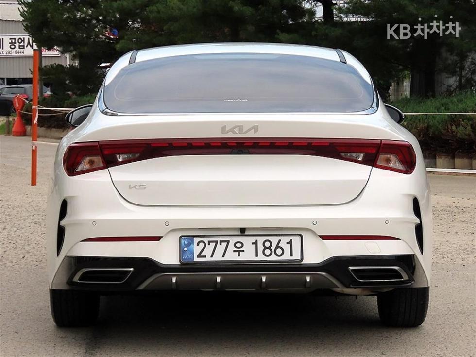 2023 - kia k5